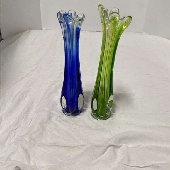 Vintage Set Of 2 Vases Cobalt Blue &Clear And Green & Clear Glass Vase - Picture 1 of 11